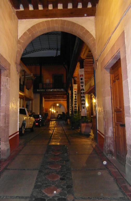 Hotel Concordia Patzcuaro Bagian luar foto