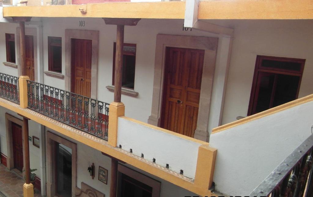 Hotel Concordia Patzcuaro Bagian luar foto