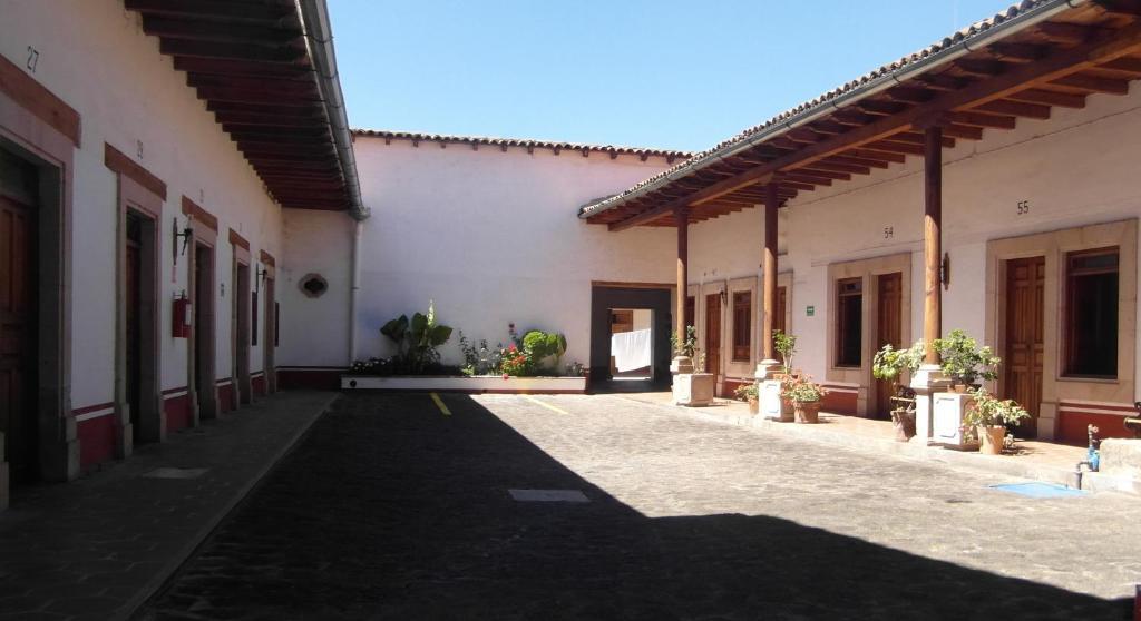 Hotel Concordia Patzcuaro Bagian luar foto