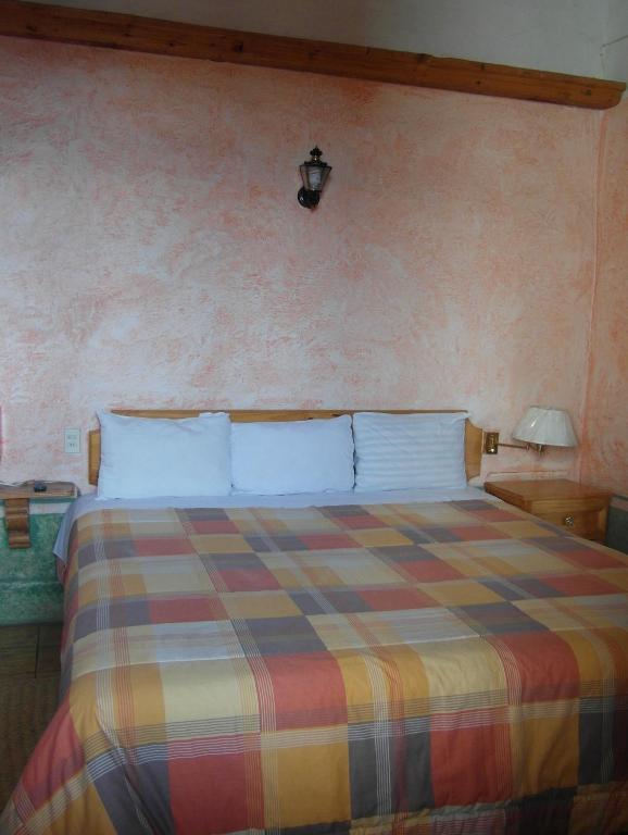 Hotel Concordia Patzcuaro Ruang foto